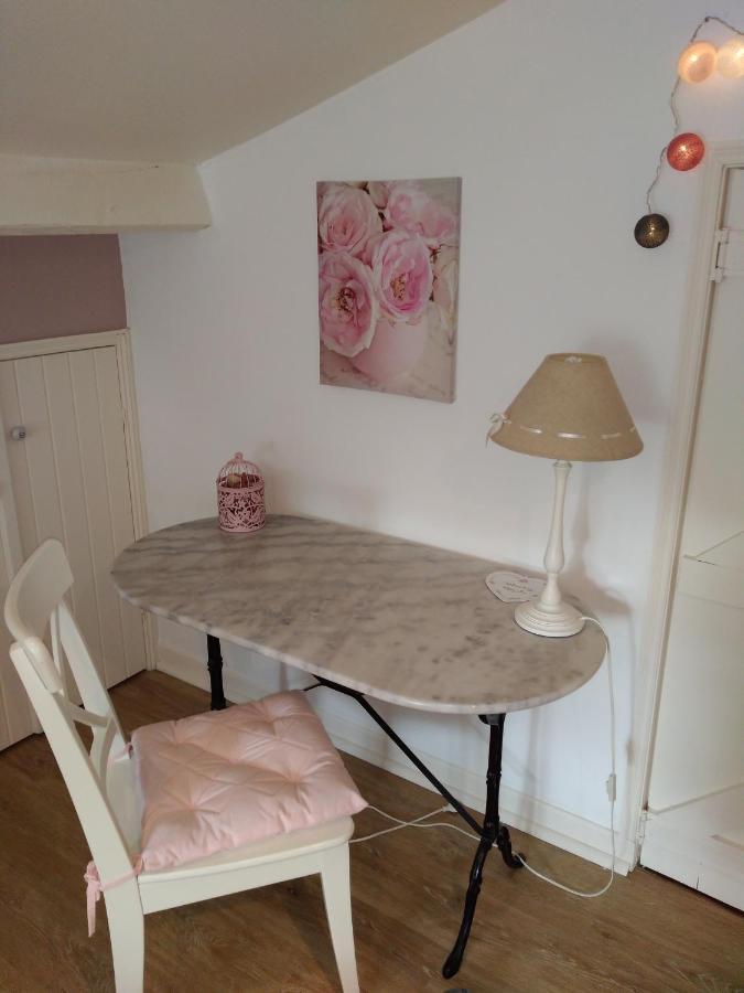Au Coeur De Menesterol Chambre Emotion Montpon-Menesterol Eksteriør billede
